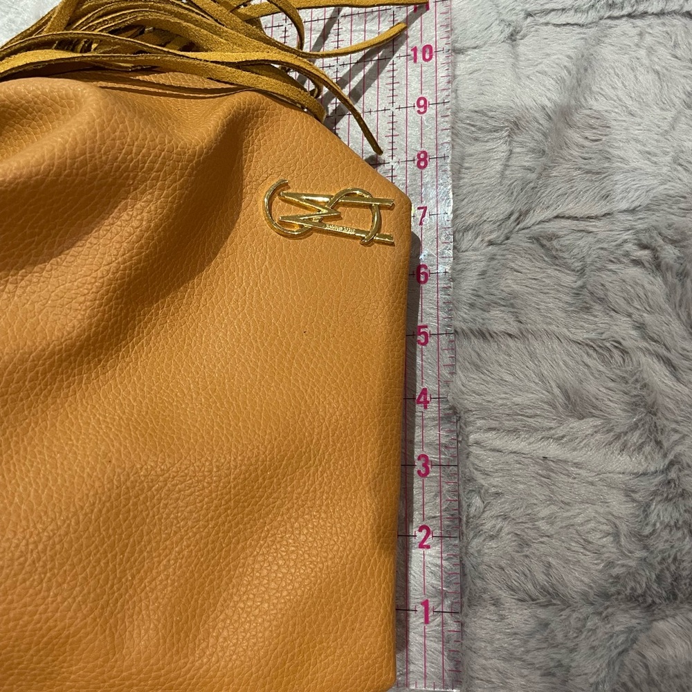 Tasseled Bag & 3 Handle Options - Picture 14 of 17